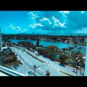 Meet your Posher, Vivian